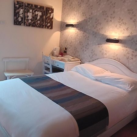 Contact Hotel Limoges - Hotel Des Deux Moulins 외부 사진