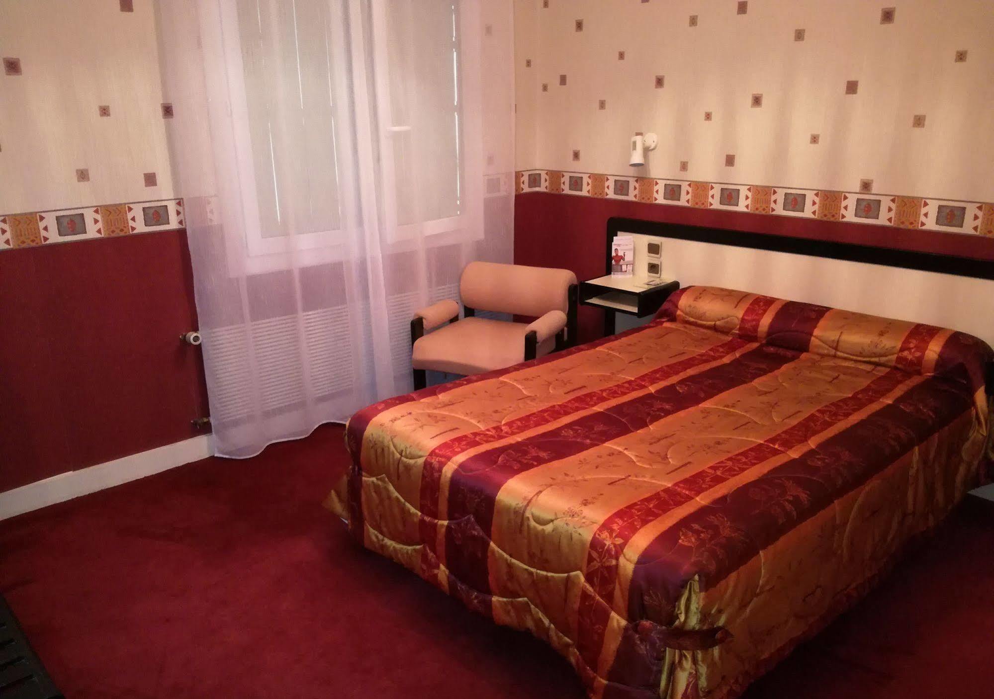 Contact Hotel Limoges - Hotel Des Deux Moulins 외부 사진